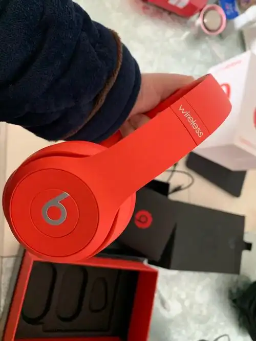 耳机音响beatssolo3红色蓝牙99新