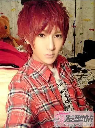 男生染发颜色推荐红色系染发洋气显白