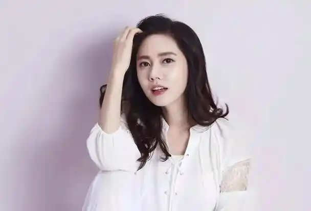 半生悲欢!这一次,44岁的秋瓷炫终究还是放下了!