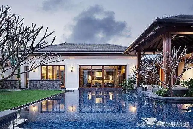 马云各种豪车豪宅原因居然是每月32号发工资星期八休息