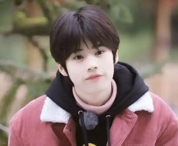 姚景元二战高考提8分数学政治低到离谱网友社会导向不过关