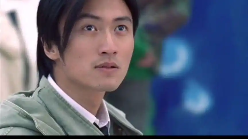 《新警察故事》里谢霆锋原来是假冒警察