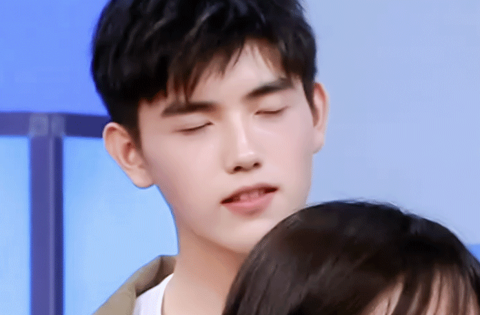 696_458gif 动态图 动图