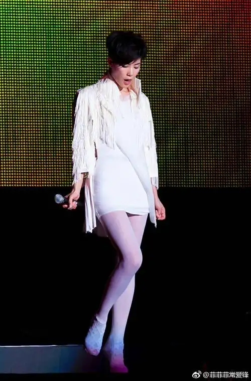 吹一波王菲的身材