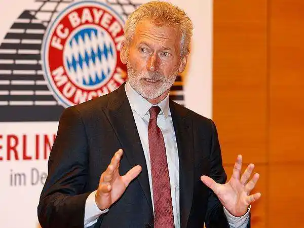 p>保罗·布莱特纳(paul breitner),1951年9月5日出生于德国科尔伯