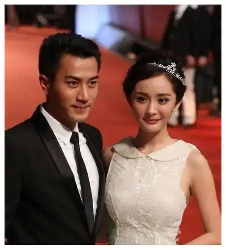 杨幂刘恺威亲密逛街证据曝光,网友:真是心疼魏大勋