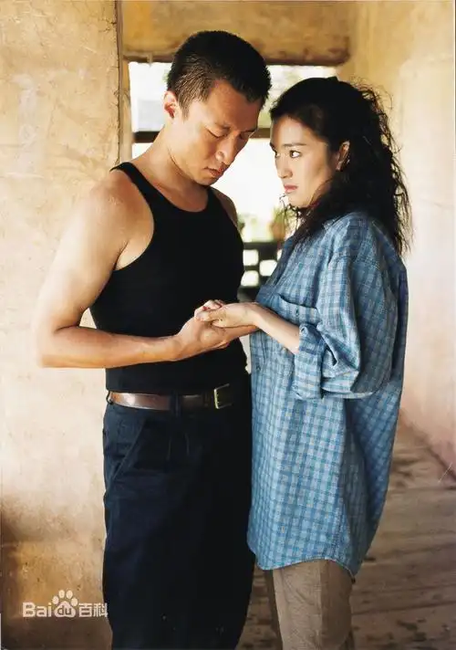 《周渔的火车》现实与梦境