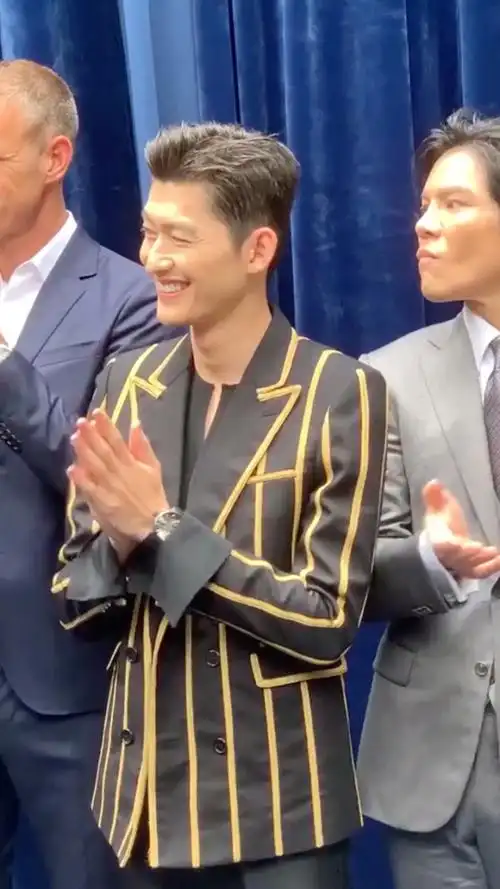 向佐张翰罕见同框,明明是"同龄人",状态却千差万别!