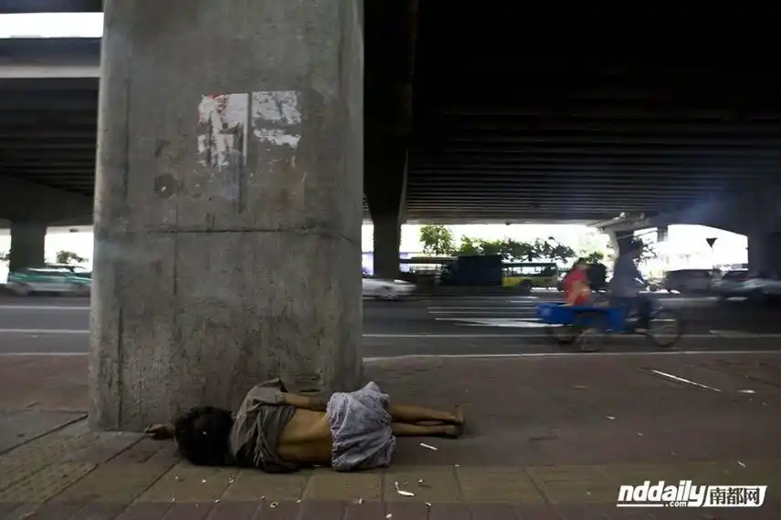 关注广州流浪汉生存