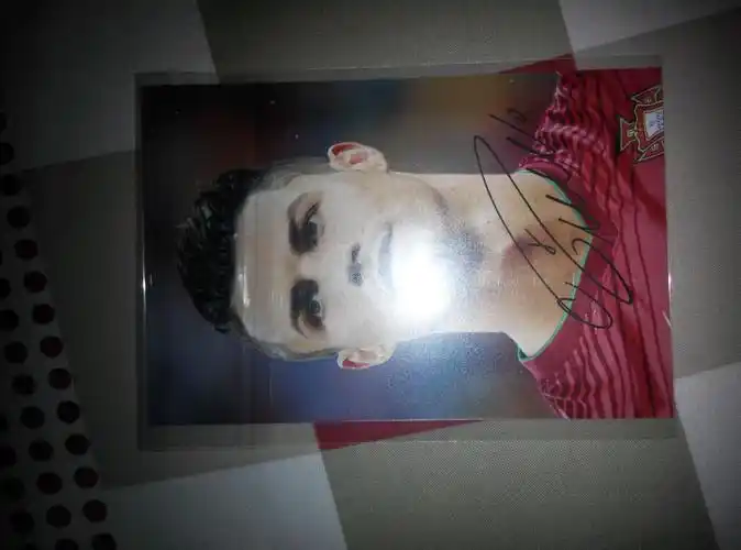 这个是真的罗纳尔多签名吗