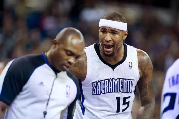 交易震撼弹cousins前进鹈鹕联手davis