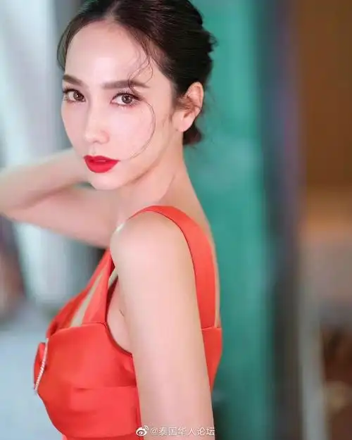 为什么泰国女明星都长得那么美那么大气