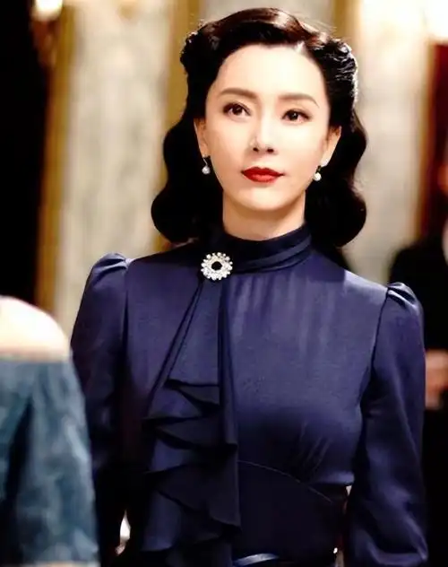 "女版靳东"陈数:成于自己,败于自己