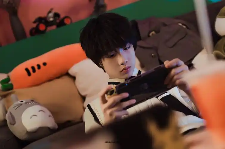 苏新皓素材来源.wb〔抱图dd〕 - 堆糖,美图壁纸兴趣社区