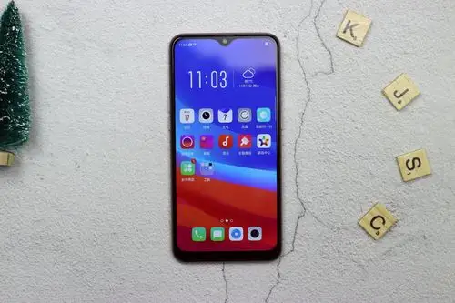 水滴屏大电池,oppo a7清新粉开箱 _手机