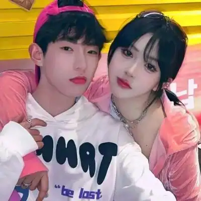 cp头像情侣一左一右真人一对