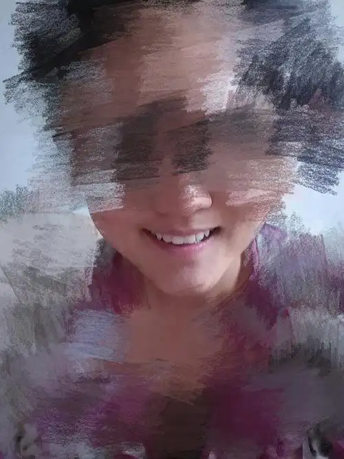 有没有人下巴长这个样子的.