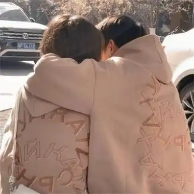 2022抖音爆款情侣头像高清真人唯美情头一对两张最新微信图片大