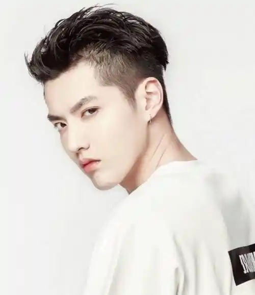 截至8月1号,吴亦凡本人及工作室的所有账号在各大平台几乎被全部封,各