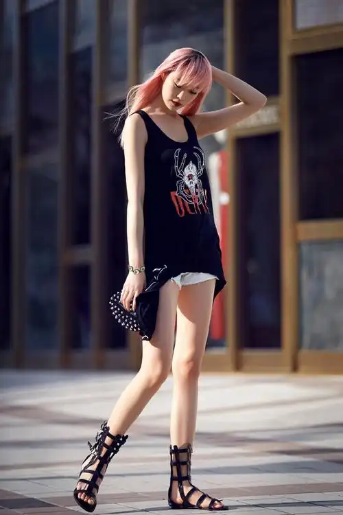 街拍# #搭配# #时尚街拍# #潮流街拍# #女装街拍