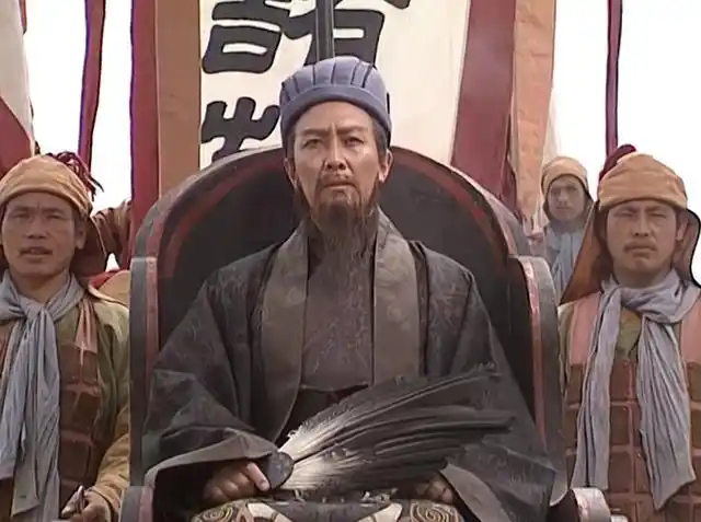 为何卧龙凤雏得一可安天下?诸葛亮真的有小说中这么厉害吗?