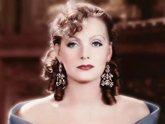 孤寂的隐士|葛丽泰·嘉宝|"瑞典女王"的传奇人生