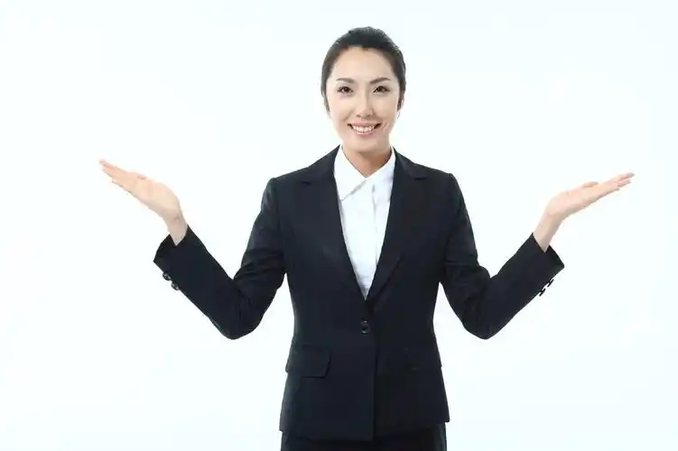 在演讲中对手势的运用极为讲究