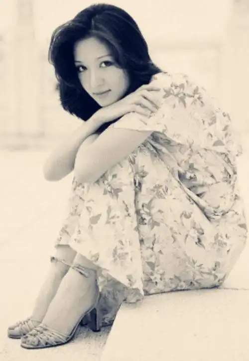 胡因梦家族往事:父母同居未婚生下台湾第一美女