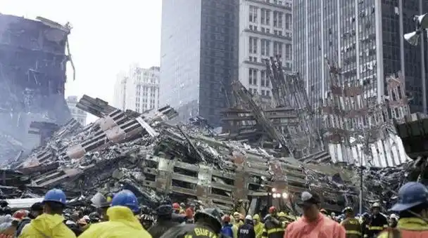 原创老照片2001年9月11日23张高清彩照再现美国911恐怖袭击事件