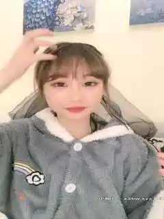 77公举和瑶瑶高颜值长相甜美妹子自慰诱惑,情趣装震动