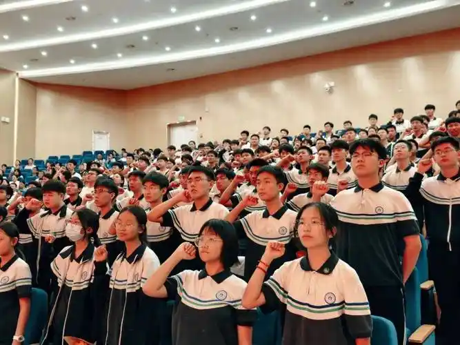 此去繁花似锦 一路扬帆高歌——济宁天立初中部举办九年级毕业典礼