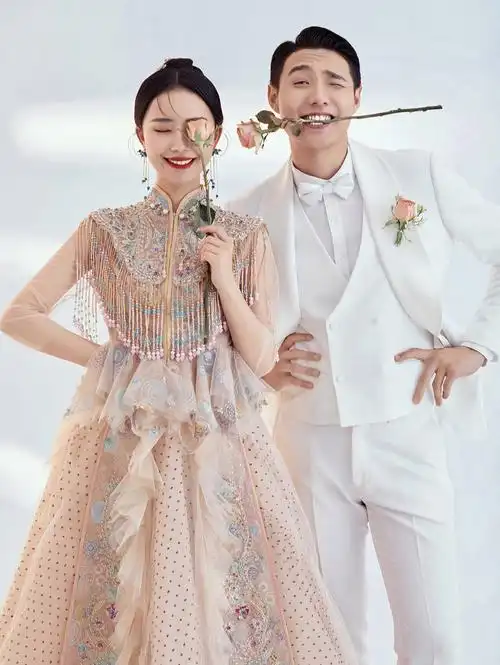 室内轻复古婚纱照78解锁不一样的浪漫