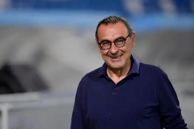 萨里:在上个问题里我说有过,我和尤文图斯仍有合同在身,我希望继续留