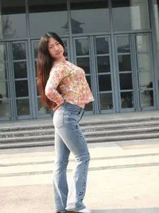 王思聪撕逼后又一网红被曝光从丑女到女神她经历了什么02