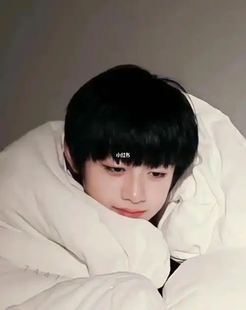 tf家族三代朱志鑫壁纸