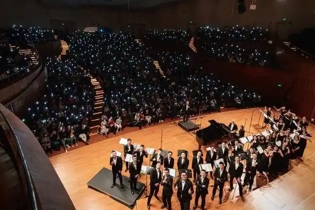 彩虹合唱团首次来苏州演出了