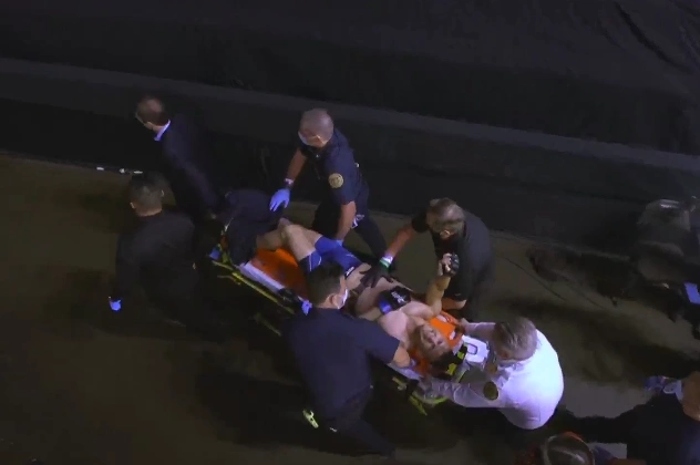 小腿90度骨折!ufc名将上演断腿惨剧,张伟丽卫冕战即将开始