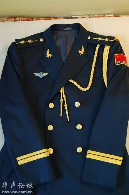 实拍全套07式空军常服,礼服