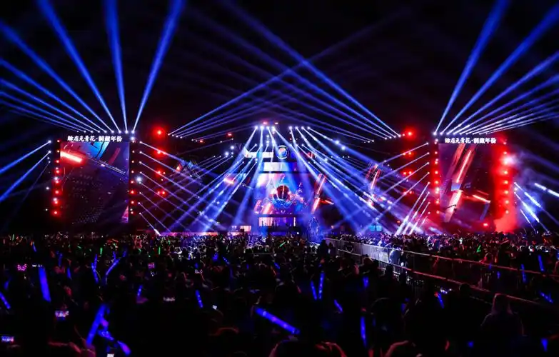 燃爆全城!元青花·洞藏年份金曲演唱会(郑州站)完美落幕!