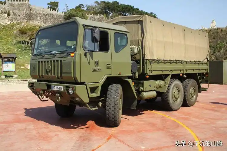 每一个男人都有卡车梦当今军用车一览图片列表