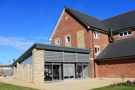 人民人民草坪在英国的养老院照片