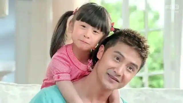 [芒果捞]田亮田雨橙森碟(cindy)步步高点读机广告,"体格"你会读吗?