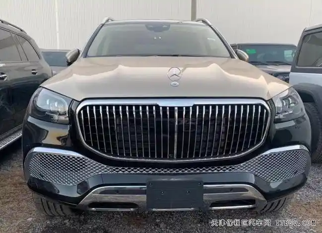 奔驰迈巴赫gls600最豪华suv港口热卖355万提车