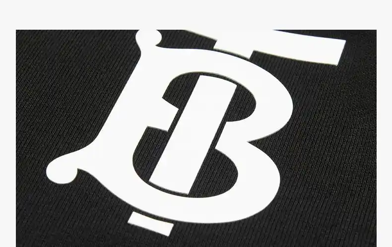 burberry博柏利巴宝莉女士tb专属标识图案连帽卫衣8024351