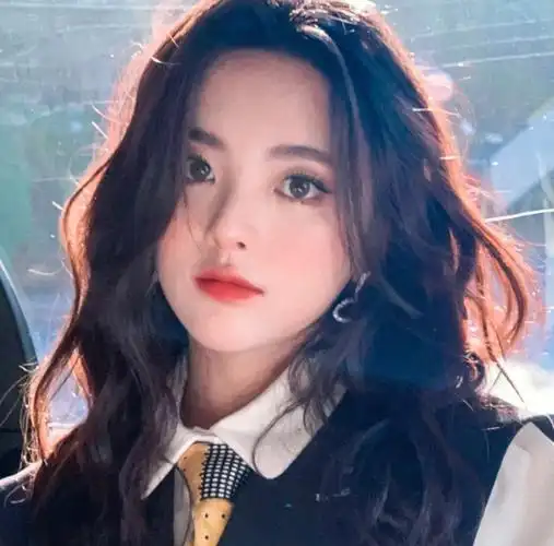 女明星头像7杨超越篇1