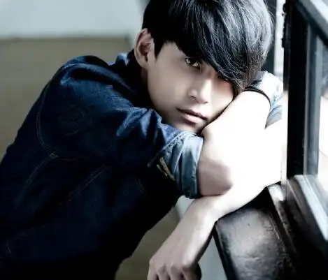 图陈乃荣主演电视剧美人龙汤创作三首新歌首播