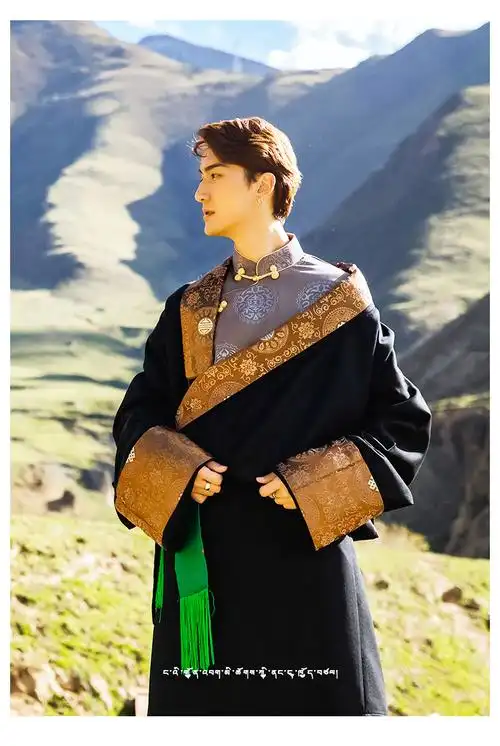 藏族服装男藏袍黑色棕边康巴服饰服藏族服装男2022年新款藏袍上衣衬衣