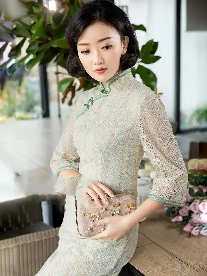 穿旗袍配什么发型?