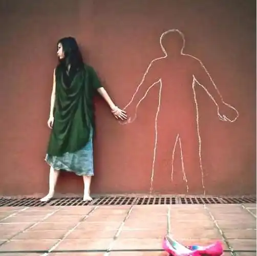 第二招最后拥抱一次,然后就笑着各自奔赴各自的远大前程吧.