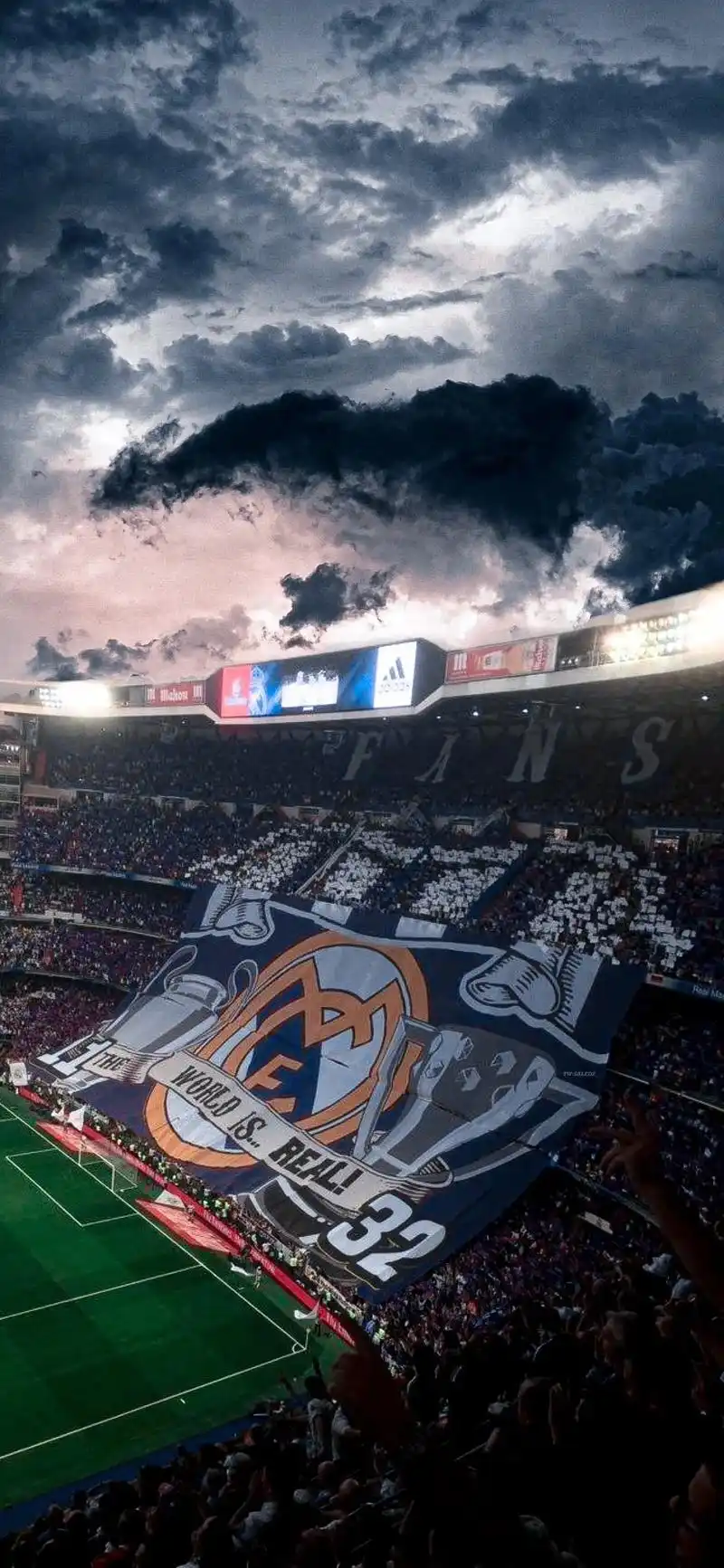 高清壁纸 圣蒂亚戈伯纳乌球场.皇家马德里俱乐部主场 高清壁纸 - 抖音